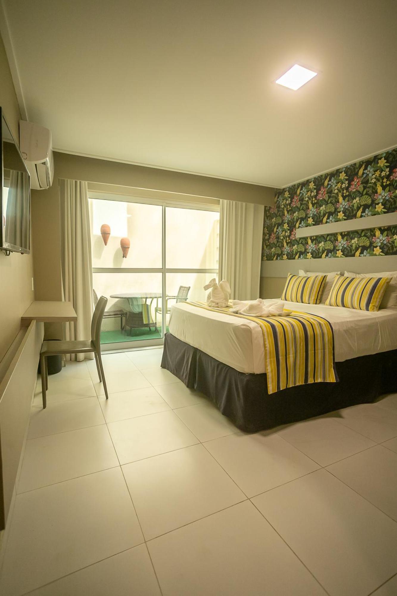 Hotel Baia Branca 3*